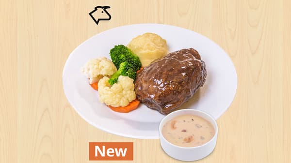 Beef cheek with mashed potato and mixed vegetable, and mushroom soup