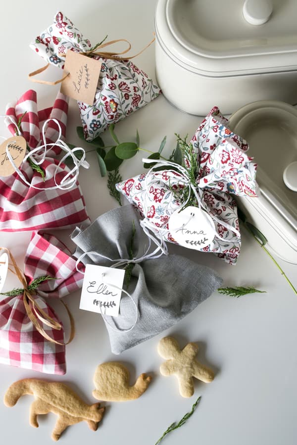 BERÖMLIG  Boîte avec couvercle, 2 pièces Beige