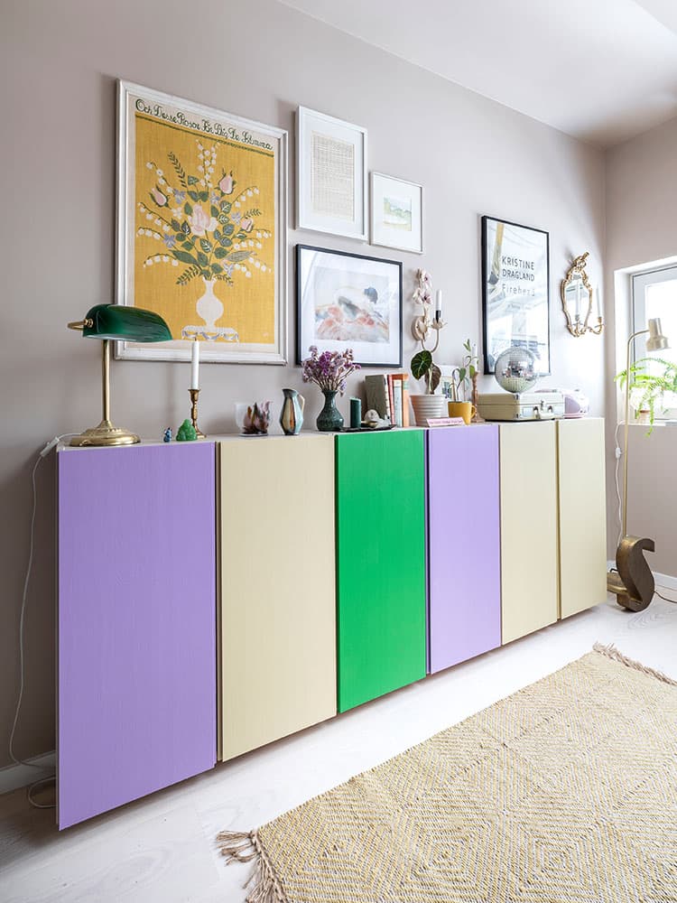 Se flere møbler i treverk