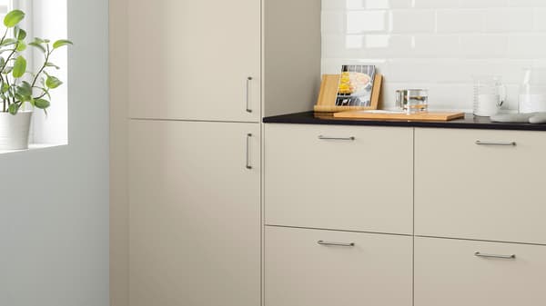 Beżowa kuchnia HAVSTORP