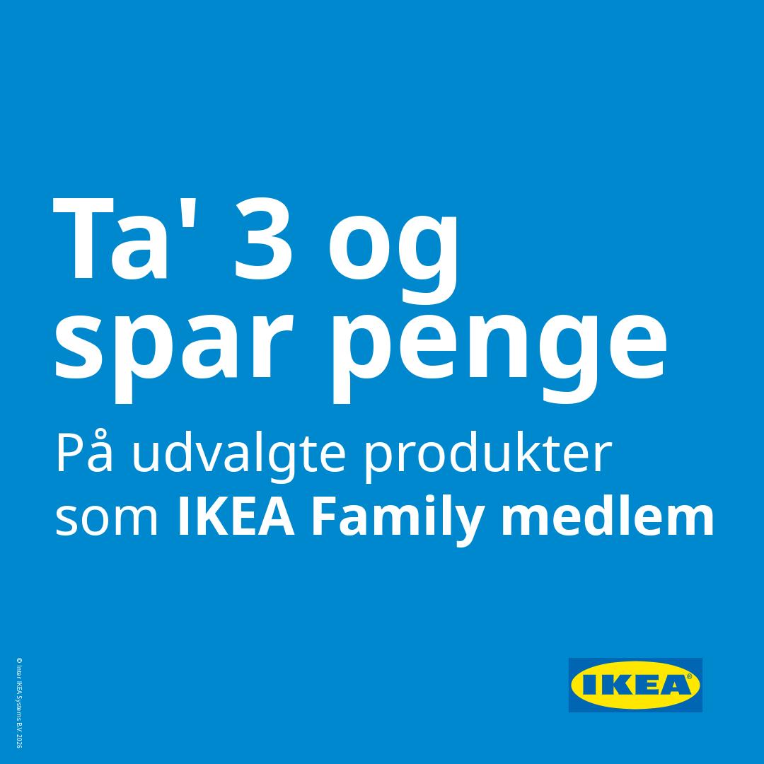 Blå firkant med IKEA logo og tekst i hvid: "Ta' 3 og spar penge på udvalgte produkter som IKEA Family medlem"