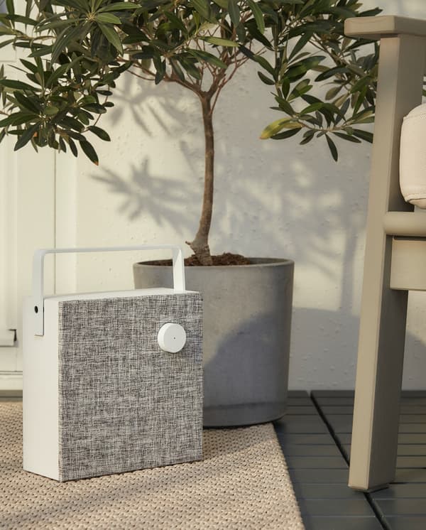 Bluetooth speakers to play music on the terrace