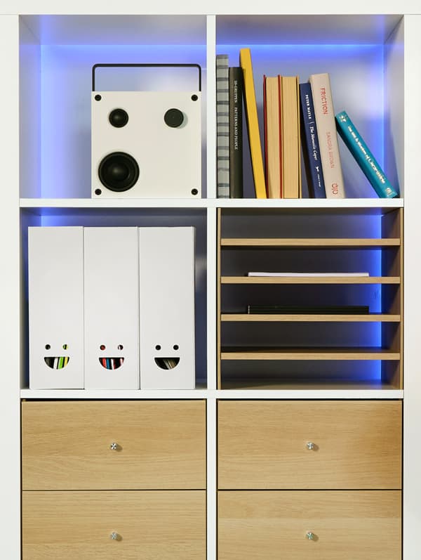 Bookshelf
