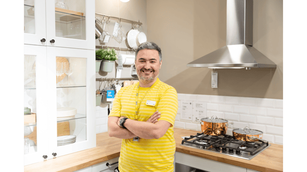 Bruno Ferreira, store manager