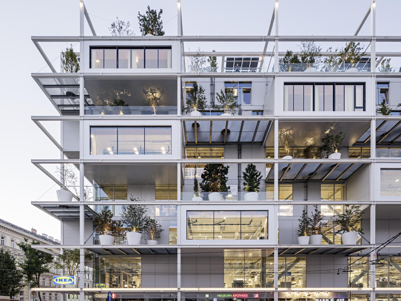 (c) Hertha Hurnaus Querkraft