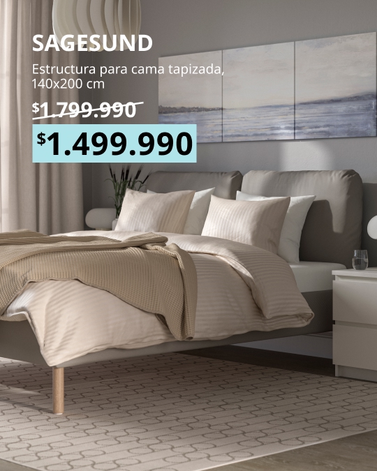 Cama tapizada SAGESUND de 140x200 cm en color marrón Diseröd, con cabecera acolchada y estructura revestida en tela.