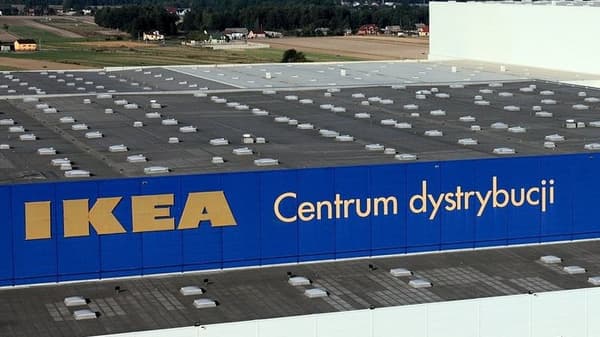Centrum Dystrybucji IKEA w Jarostach w widoku z lotu ptaka