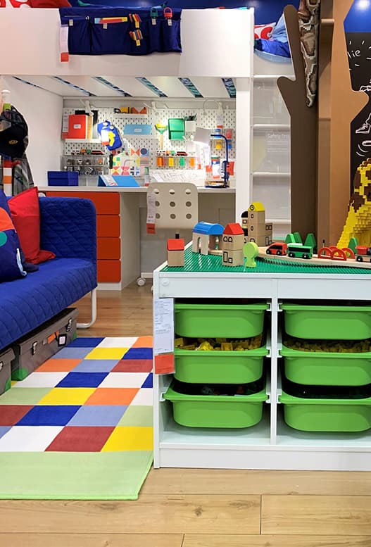 Chambre d’enfant multicolore 