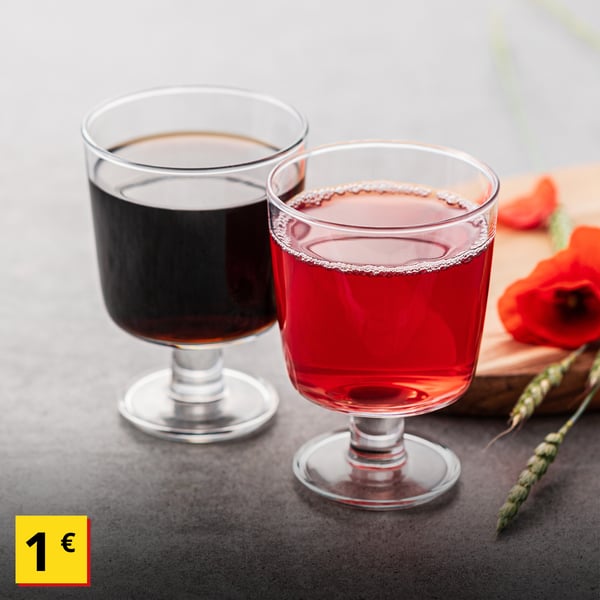 Cold drinks from the drink island (free refills)