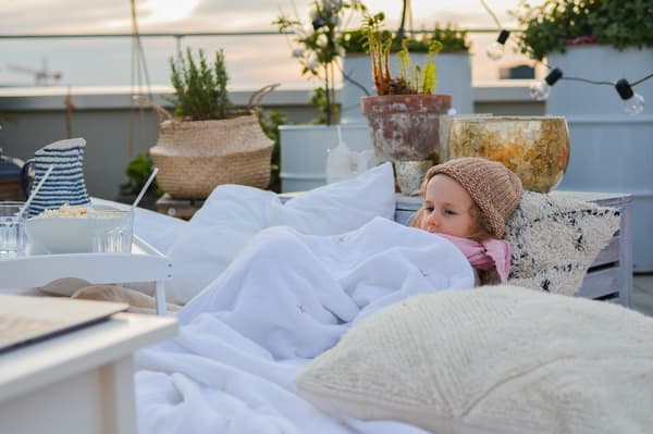 Come trasformare la tua terrazza sul tetto in un cinema per i bambini 