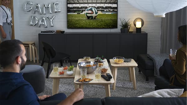 Cómo preparar tu salón para una cena con amigos