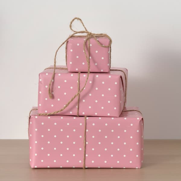 Cómo reciclar papel de regalo.
