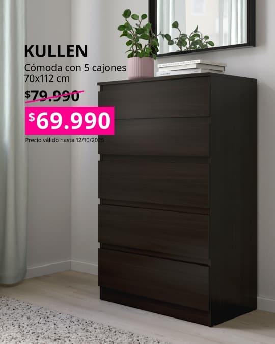 Cómoda negra KULLEN alta con precio en cuadrado fucsia