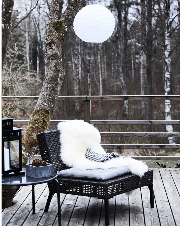 Cover chairs with sheepskins and blankets.