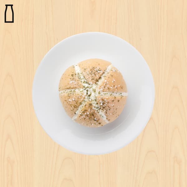 Cream cheese bun
₱65