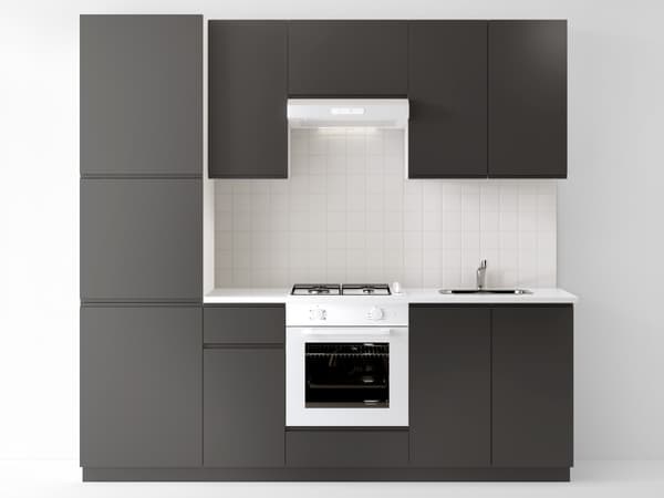 Cucina completa METOD ante VOXTORP grigio scuro con elettrodomestici e tavolo con sedie.