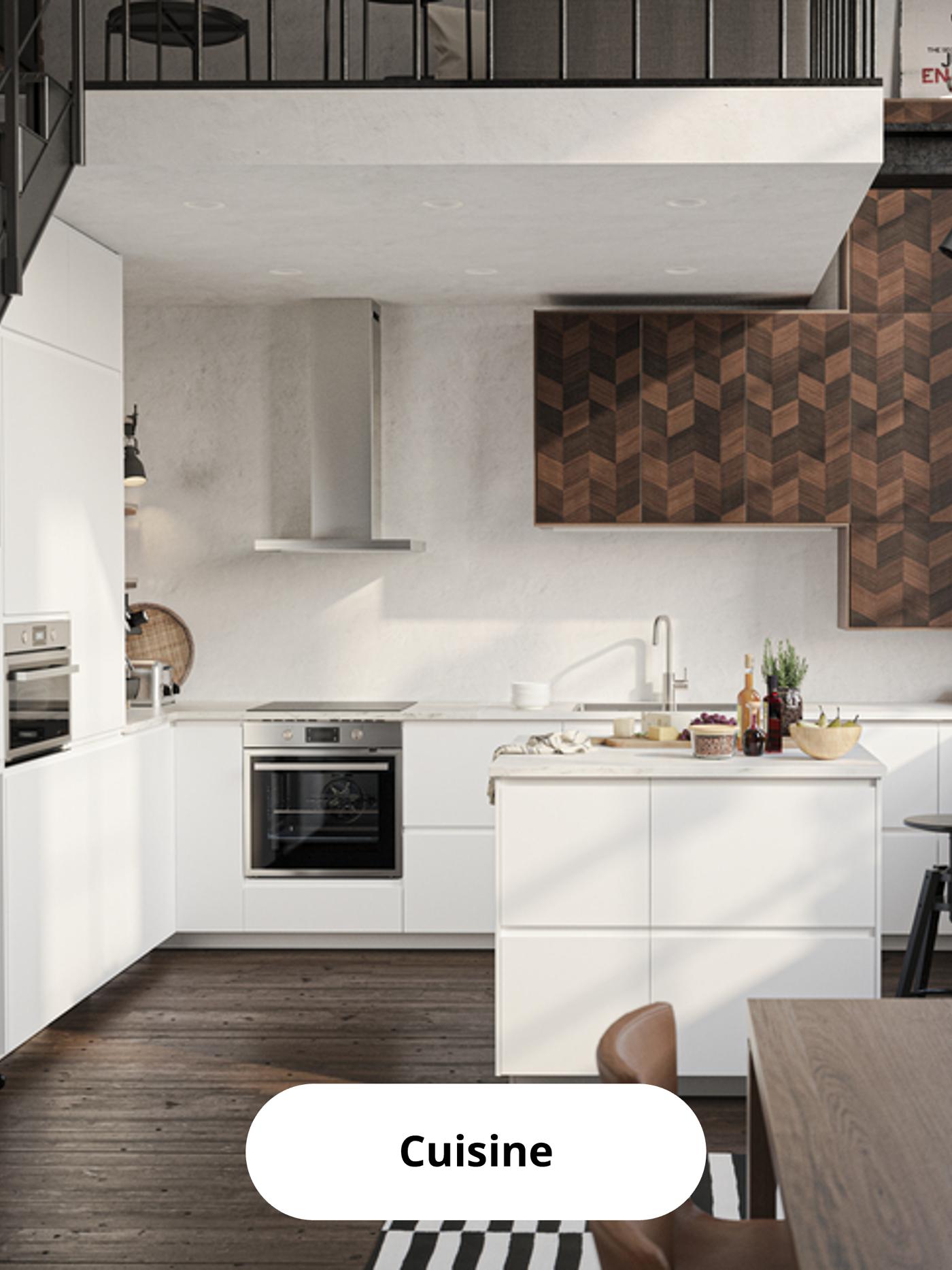 Cuisine dans les tons bois et blanc