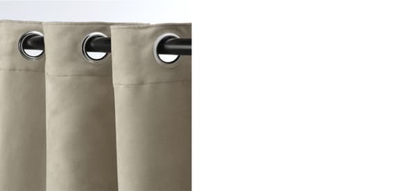 Curtains with eyelets 