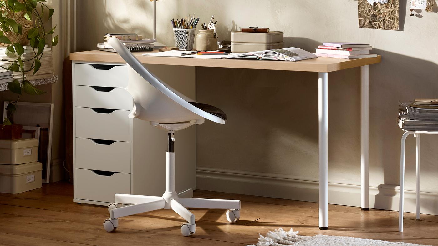 View the desk planner