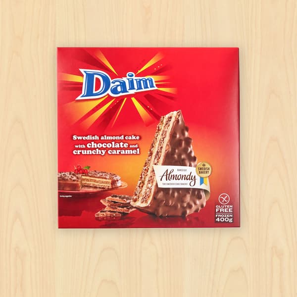 DAIM Swedish almond cake with chocolate and crunchy caramel