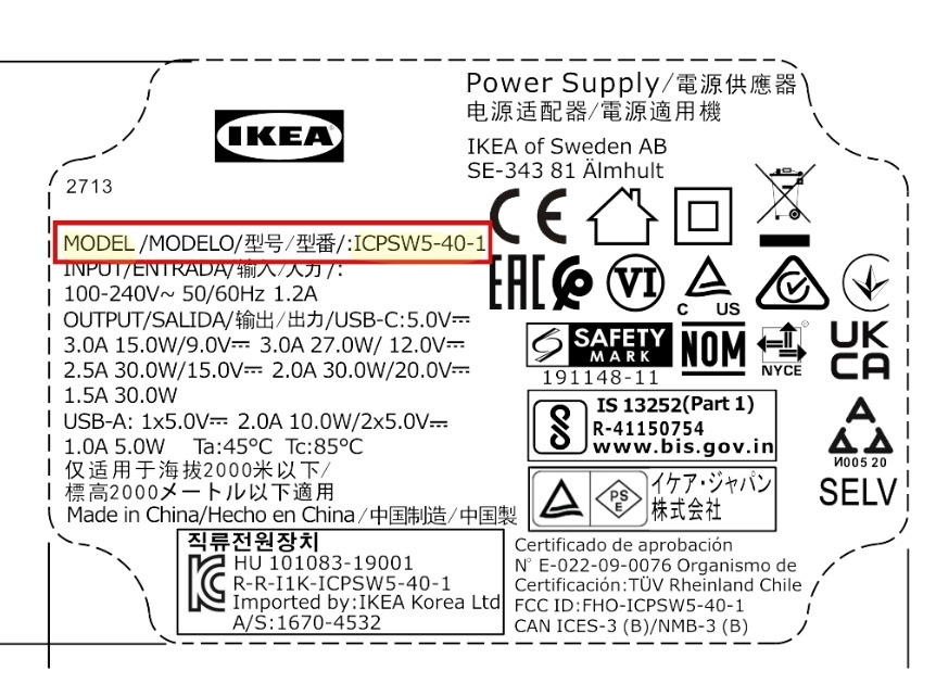 Das Etikett vom 40-Watt-USB-Ladegerät ÅSKSTORM.