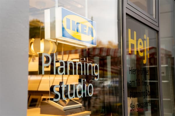 Das neue IKEA Planungsstudio mit verglasener Front.