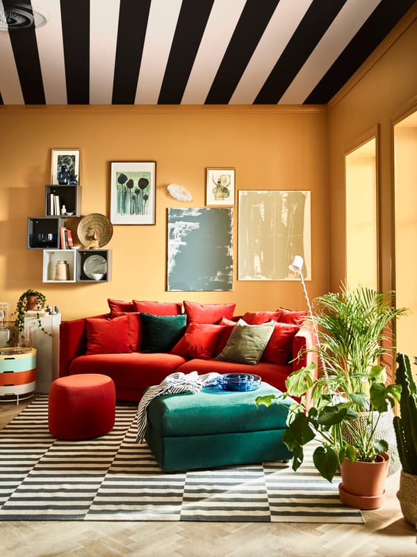 Decorar salóns con moita cor
