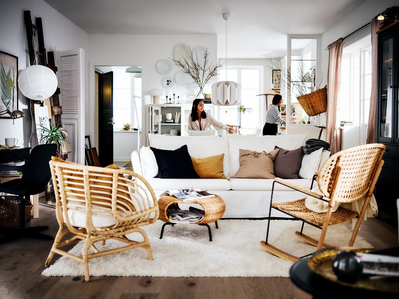 Découvrez un intérieur conçu dans un style rustique moderne.