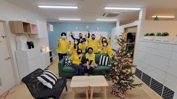 放課後等デイサービスでの集合写真。