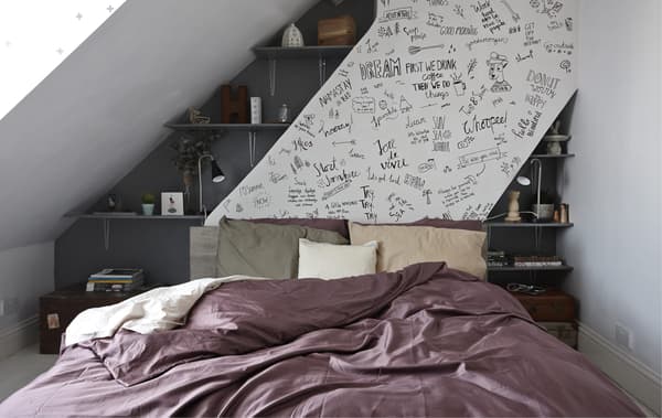 Des graffitis perso pour la chambre à coucher 