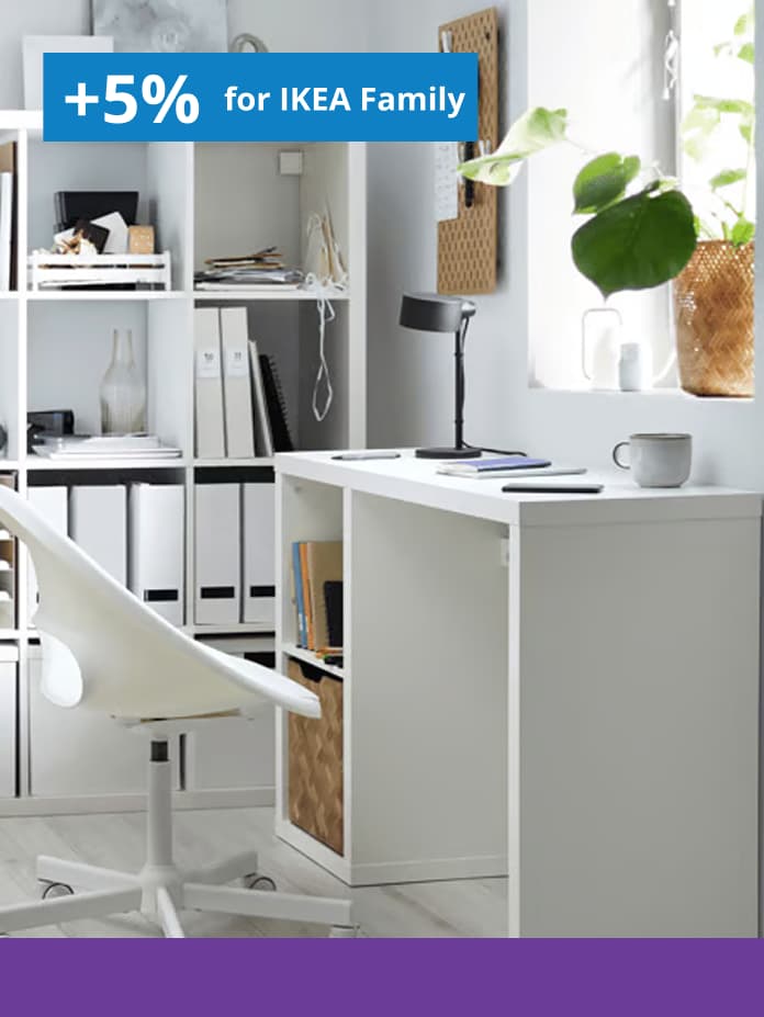 Desks & chairs