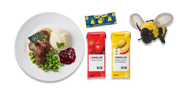 dětské menu - bramborová kaše, bezmasé kuličky, smetanová omáčka, ovocné smoothie, hračka. Škudlík