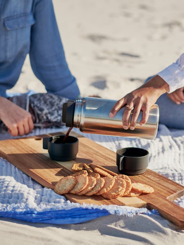 Ver todas las botellas de agua y tazas de viaje