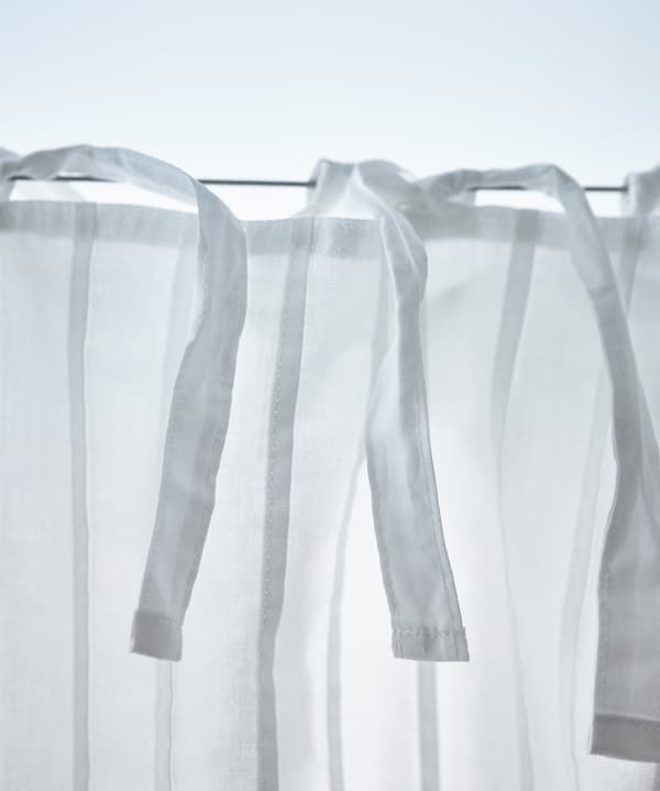 Dosel hecho con cortinas