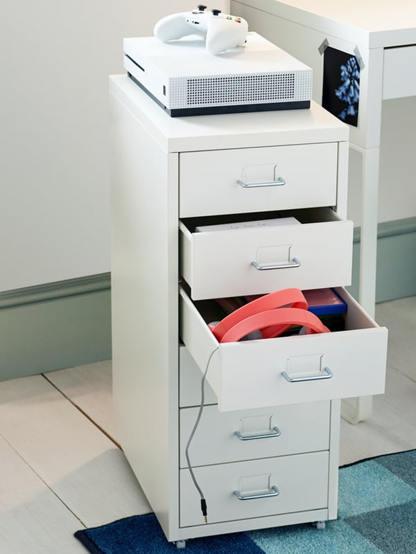 Drawer units