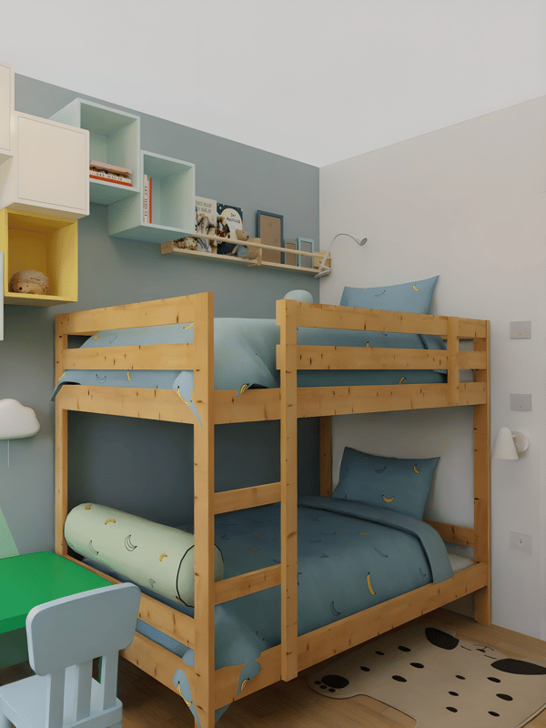Drveni krevet na kat s plavom posteljinom, dječji stol i stolica te zidna polica s knjigama i igračkama.