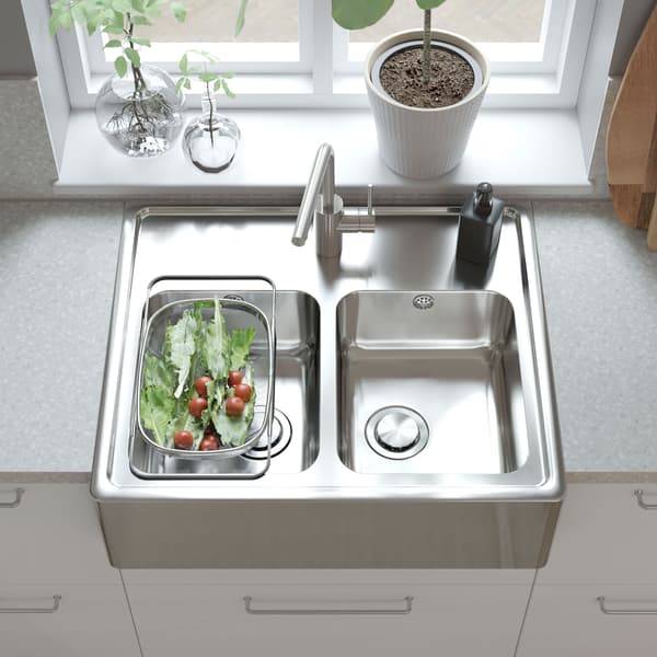 Duboki IKEA BREDSJÖN sudoper od nehrđajućeg čelika s dva bazena.