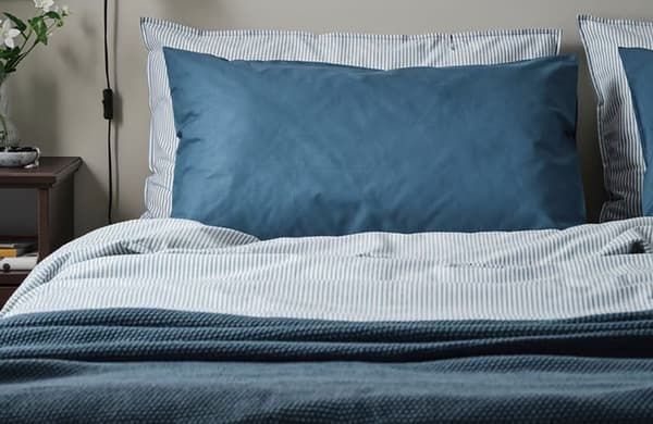 DVALA queen sized fitted sheet