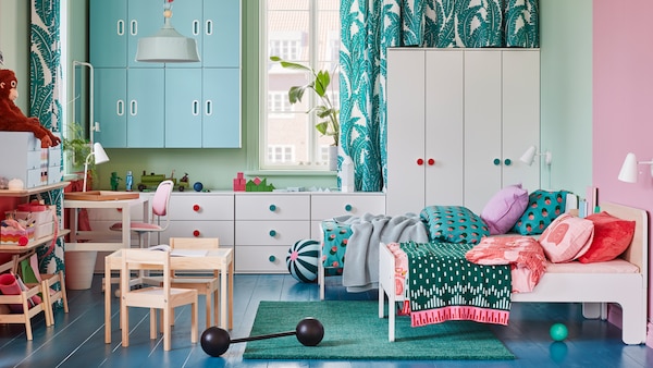 مساحة شخصية في غرفة نوم أطفال مشتركة IKEA