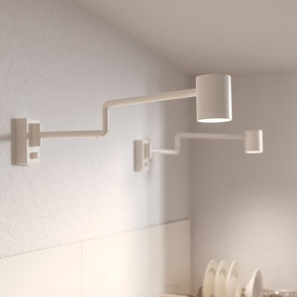 Eclairage blanc NYMANE partant d'un mur 