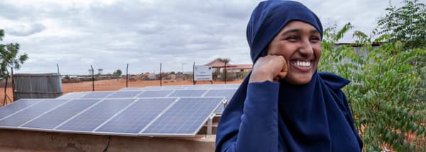 Een foto van Patience die deelneemt aan het International Rescue Committee met een subsidie van €5 miljoen voor jobtraining.