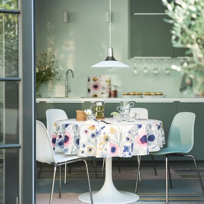 Das neue IKEA Launch Book für den Sommer 2023 IKEA Deutschland