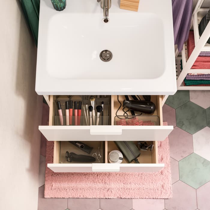Kleines und verspieltes Badezimmer - IKEA Schweiz