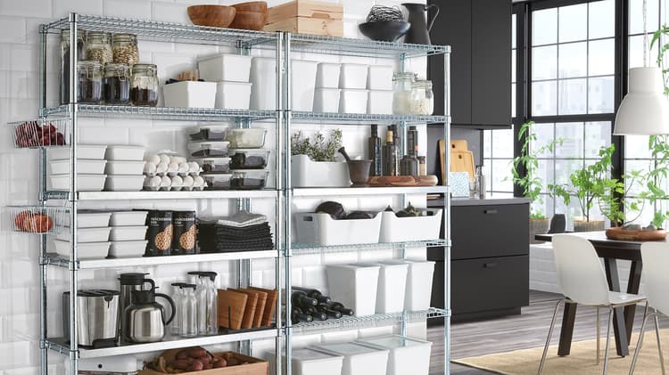 Moderne Speisekammer mit offenen Regalen IKEA Deutschland