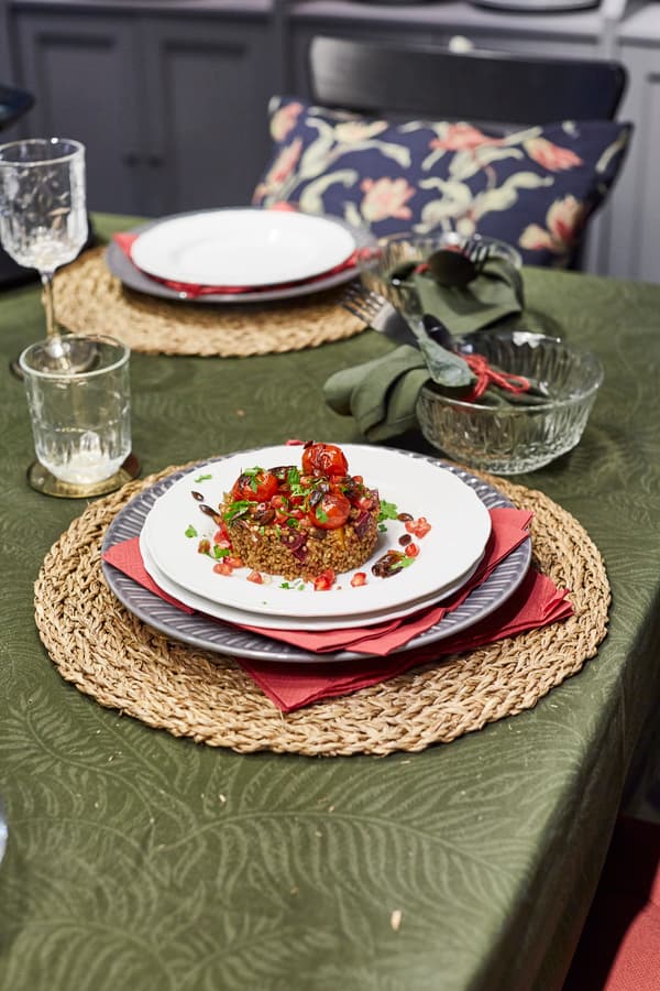 empratado dunha ensalada morna