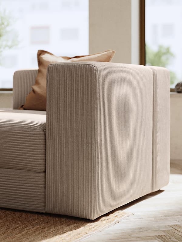 En beige JÄTTEBO sofa.