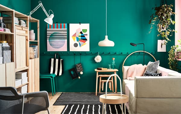 Encourage play while staying true to your own style. Here we show you how to create a flexible small space living room using smart solutions that the kids won’t outgrow in a couple of months.