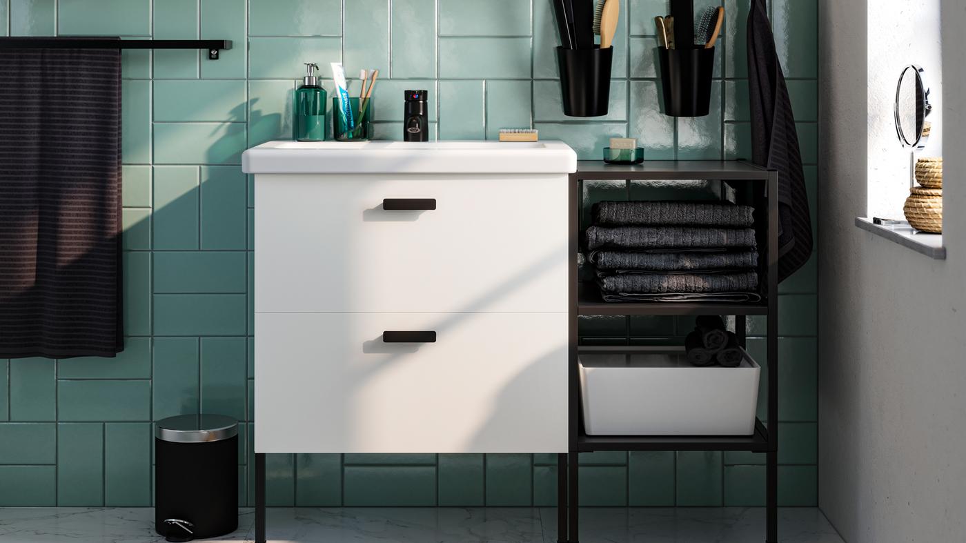 Curated visual reference: Fresh Look at There Is A Bathroom For Every Taste And Every Wallet