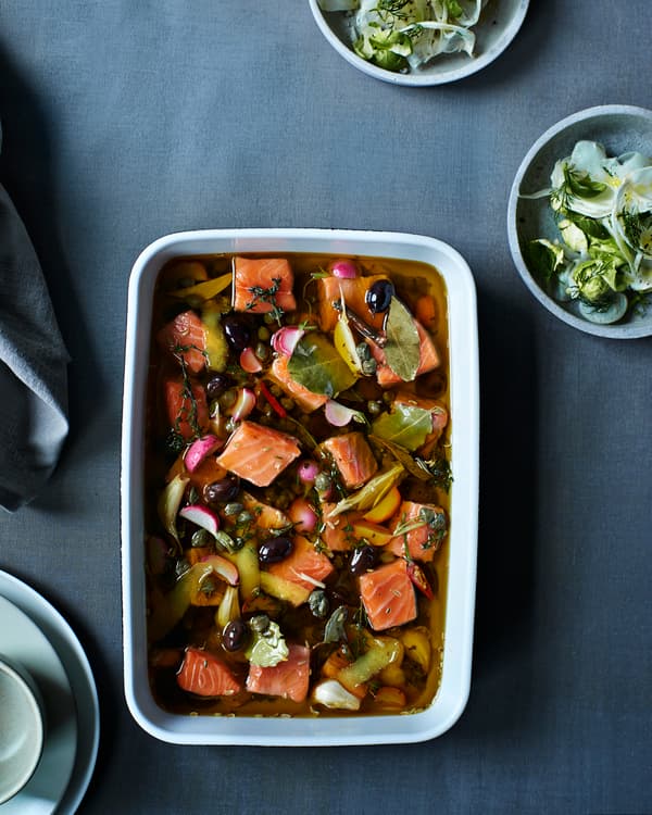 Ensalada de verán con salmón afumado: como facela