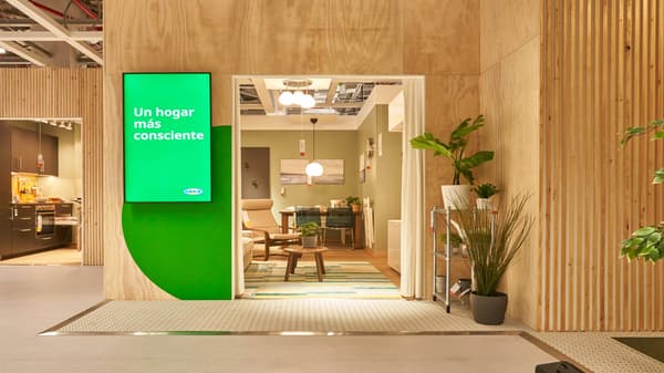 Entrada de exhibición dentro de la tienda IKEA Open Kennedy que esta relacionada a la sustentabilidad.